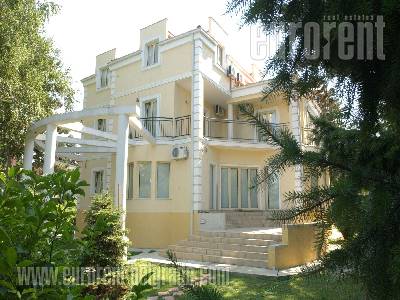 House 4916