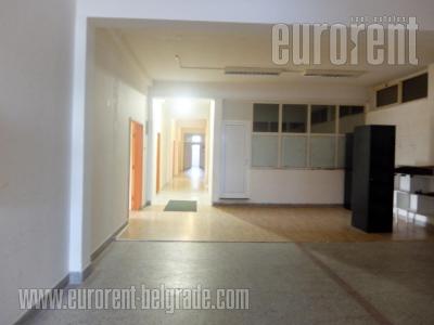 Office space, 400 m<sup>2</sup>