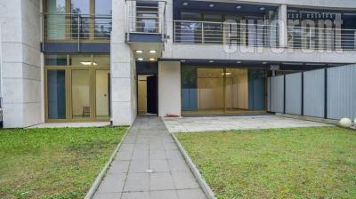 House, 400 m<sup>2</sup>