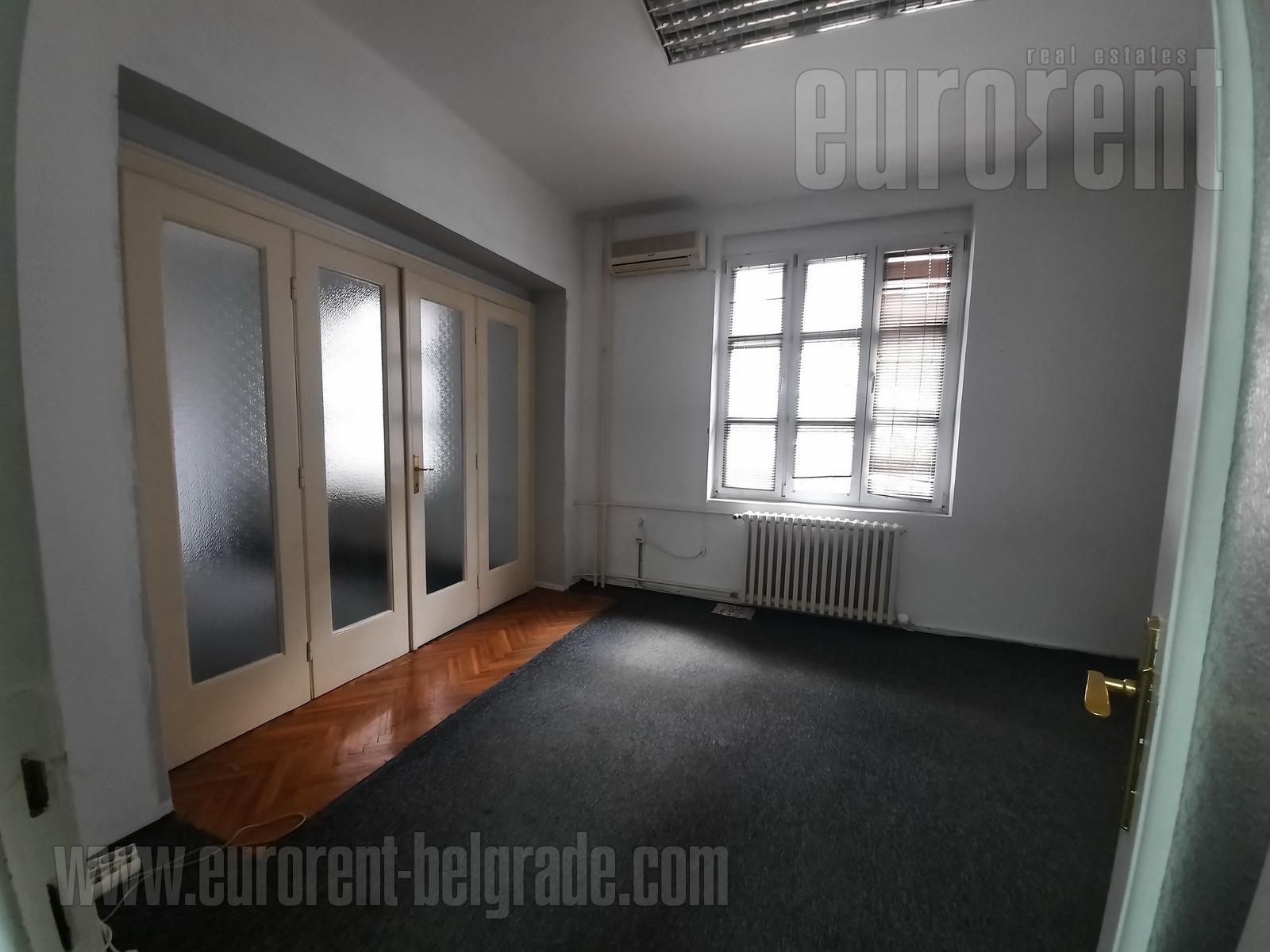 Rent House, Belgrade, VOŽDOVAC, €2,500 ID10012