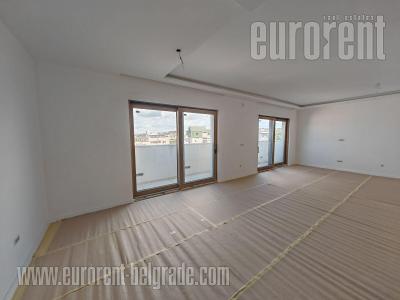 House, 900 m<sup>2</sup>