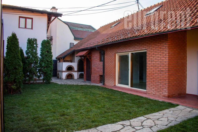 House ZEMUN