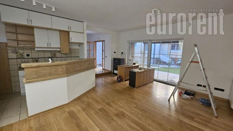 House ZEMUN