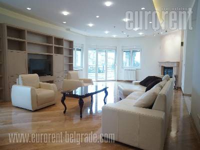 Kuća, 250 m<sup>2</sup>