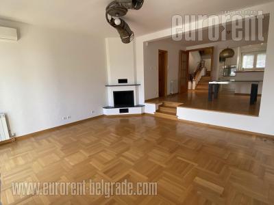 Kuća, 280 m<sup>2</sup>