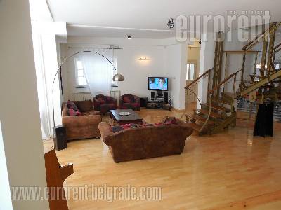 Kuća, 400 m<sup>2</sup>