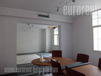 Kuća, 360 m<sup>2</sup>