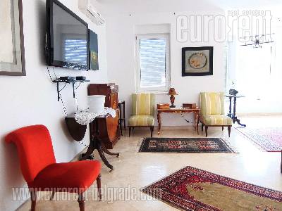 Kuća, 400 m<sup>2</sup>