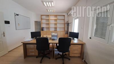 Magacin, 450 m<sup>2</sup>