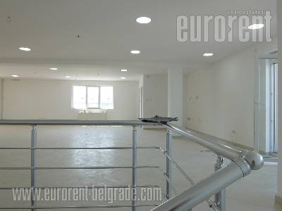 Poslovni prostor, 300 m<sup>2</sup>