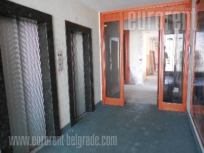 Poslovni prostor, 420 m<sup>2</sup>