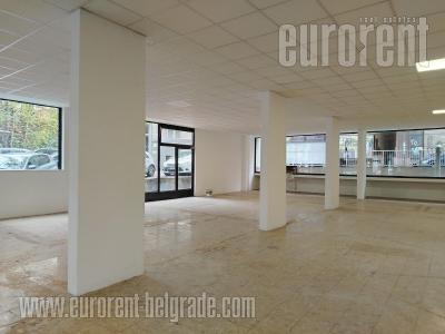 Lokal, 680 m<sup>2</sup>