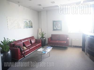 Poslovni prostor, 2.100 m<sup>2</sup>